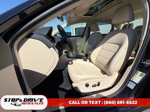 Used 2019 Volkswagen Passat 2.0T Wolfsburg w/ Wheels & Sunroof Package FWD image 15