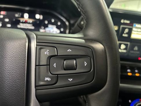 Used 2025 GMC Sierra 1500 SLT AWD/4WD image 20