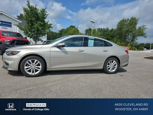 Used 2016 Chevrolet Malibu LT FWD image 1