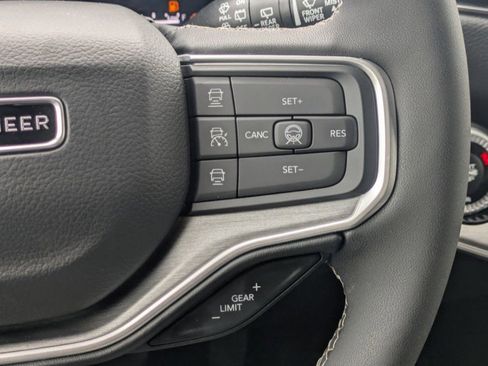 New 2026 Jeep Grand Wagoneer Limited AWD/4WD image 29