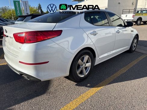 Used 2015 Kia Optima LX FWD image 3