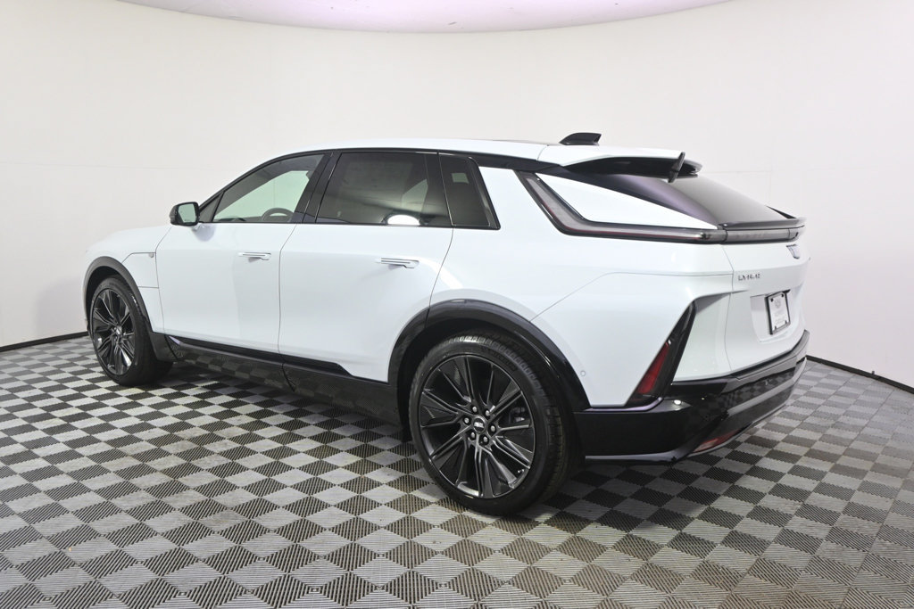 New 2027 Cadillac Lyriq Signature Sport w/ Nappa Leather Package AWD/4WD image 3