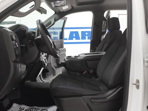Used 2020 Chevrolet Silverado 1500 Custom Trail Boss w/ Custom Convenience Package AWD/4WD image 5