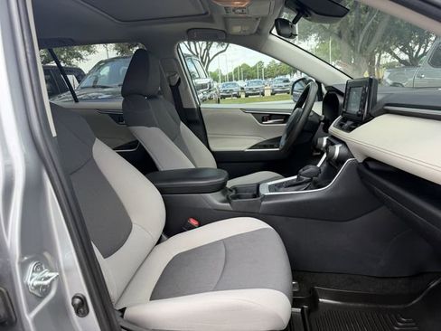 Used 2019 Toyota RAV4 XLE w/ All Weather Liner Package AWD/4WD image 28