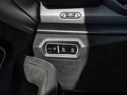 Used 2024 Lamborghini Urus Performante image 19