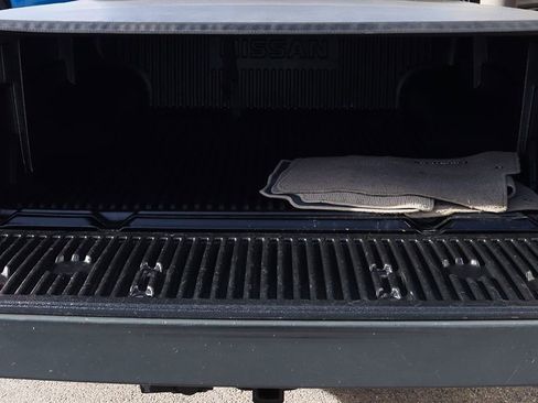 Used 2018 Nissan Frontier SV image 22