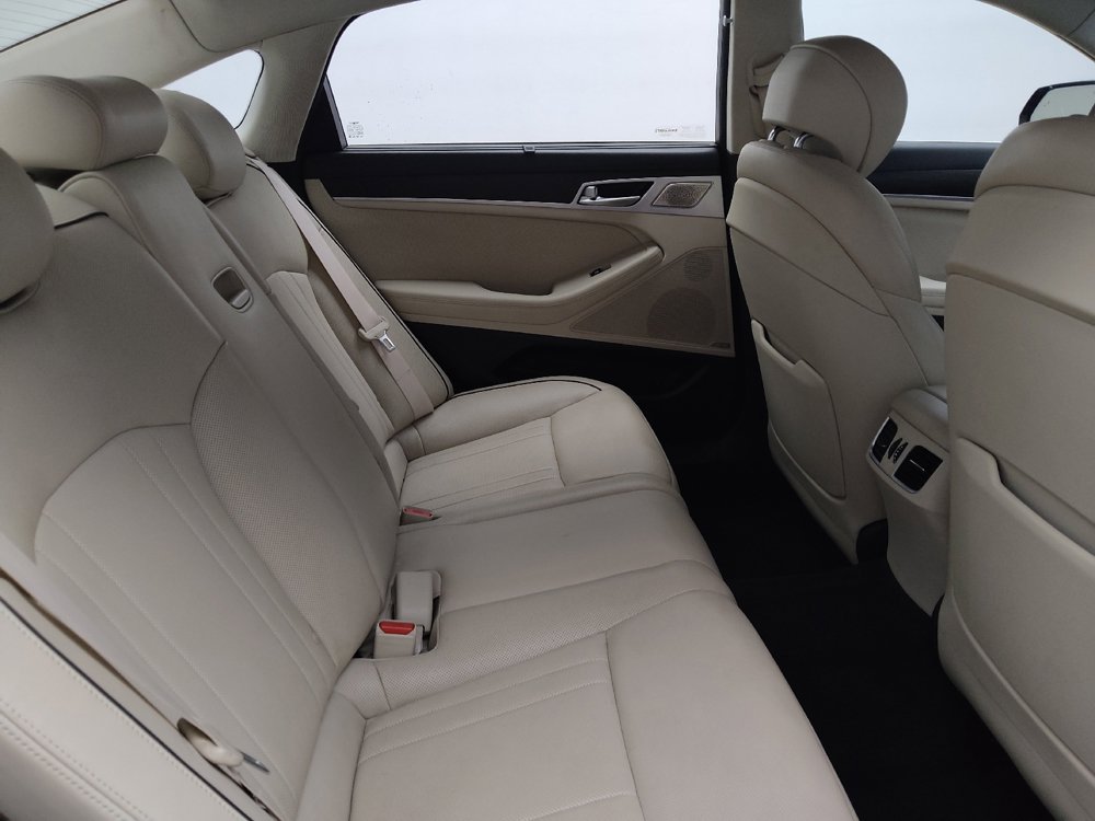 Used 2018 Genesis G80 3.8 w/ Option Group 03 RWD image 19