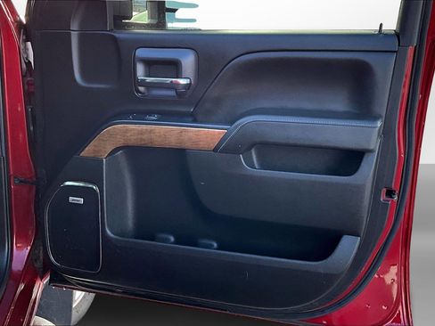 Used 2018 Chevrolet Silverado 2500 LTZ w/ Duramax Plus Package image 25