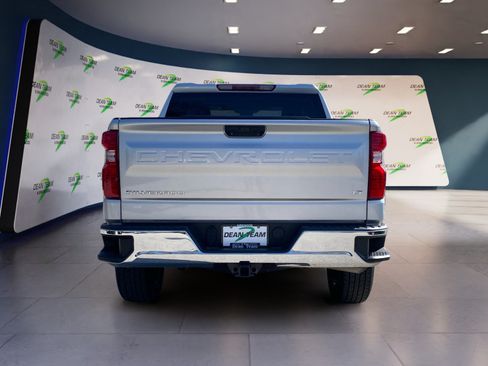 Used 2022 Chevrolet Silverado 1500 LT AWD/4WD image 6