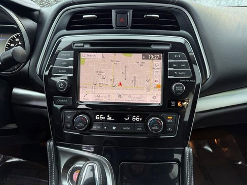 Used 2023 Nissan Maxima SV w/ Floor Mat Group image 21