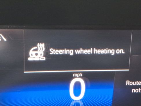 Used 2022 Volkswagen Taos SE w/ Driver Assistance Package image 24