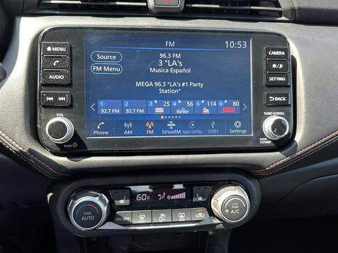 Used 2024 Nissan Versa SR FWD image 28