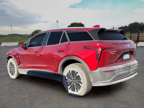 Used 2024 Chevrolet Blazer EV LT AWD/4WD image 4
