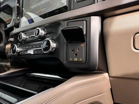 New 2026 Ford F350 Platinum w/ Platinum Plus Package image 35