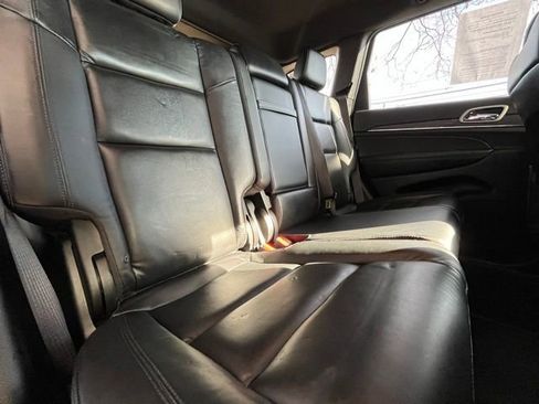 Used 2022 Jeep Grand Cherokee Limited image 27