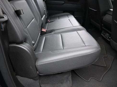 Used 2025 GMC Sierra 1500 SLT RWD image 43