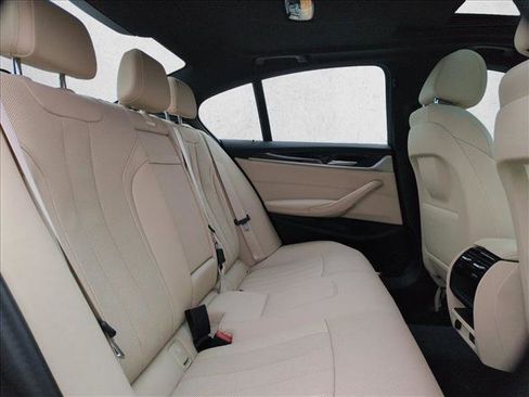 Used 2023 BMW 530e xDrive 530e xDrive w/ Convenience Package image 21