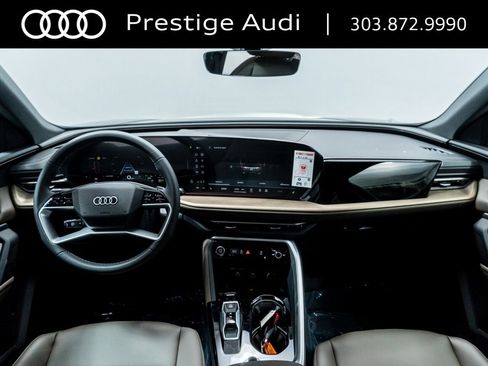 Used 2025 Audi Q5 Premium w/ Convenience Package image 20