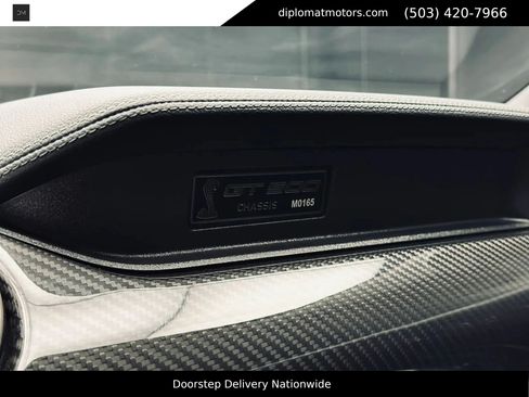 Used 2021 Ford Mustang Shelby GT500 w/ Carbon Fiber Track Pack RWD image 36