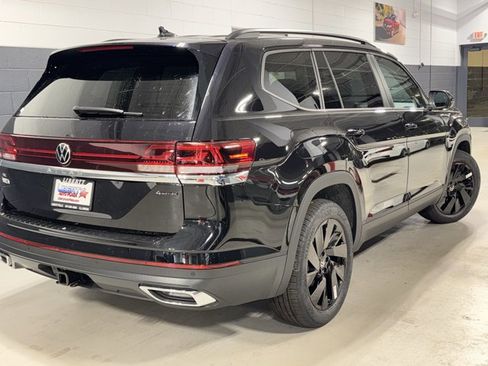 New 2026 Volkswagen Atlas SE image 32