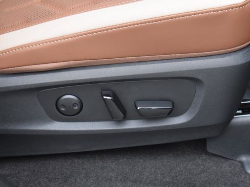 New 2026 Nissan Pathfinder Platinum image 78