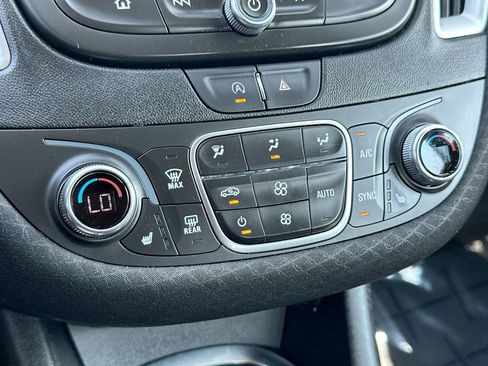 Used 2024 Chevrolet Malibu LT FWD image 18