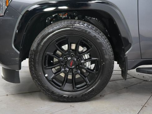 Used 2026 Toyota Sequoia Platinum w/ TRD Off-Road Package AWD/4WD image 29