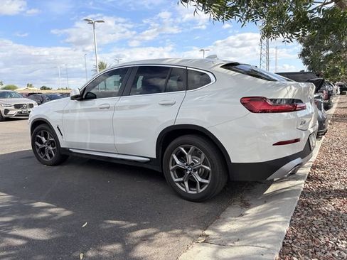 Used 2023 BMW X4 xDrive30i w/ Convenience Package image 5