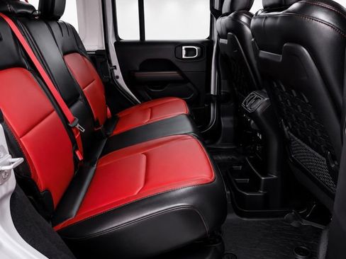 Used 2023 Jeep Wrangler Unlimited Rubicon 4xe AWD/4WD image 20