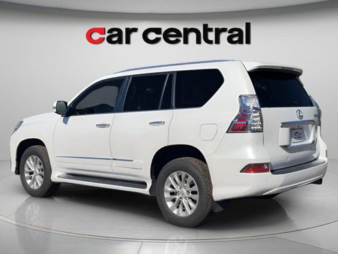 Used 2017 Lexus GX 460 Premium AWD/4WD image 3