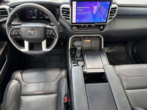 Used 2022 Toyota Tundra Platinum w/ Advanced Package AWD/4WD image 26