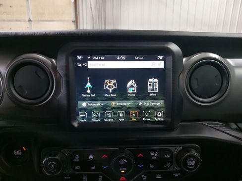 Used 2022 Jeep Wrangler Unlimited Sport AWD/4WD image 22