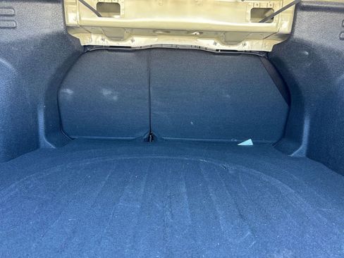 Used 2025 Kia K4 LXS image 25