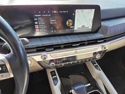 Used 2023 Kia Telluride EX w/ EX Captain's Chair Package image 24