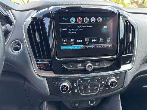 Used 2018 Chevrolet Traverse Premier AWD/4WD image 14