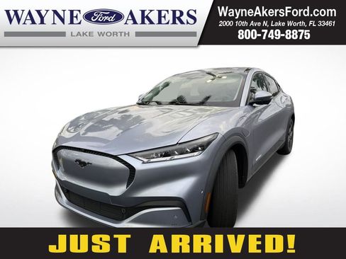 Used 2022 Ford Mustang Mach-E Select w/ Comfort/Technology Package RWD image 1