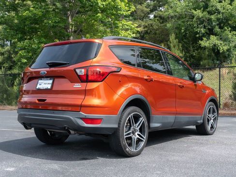 Used 2019 Ford Escape SEL FWD image 13
