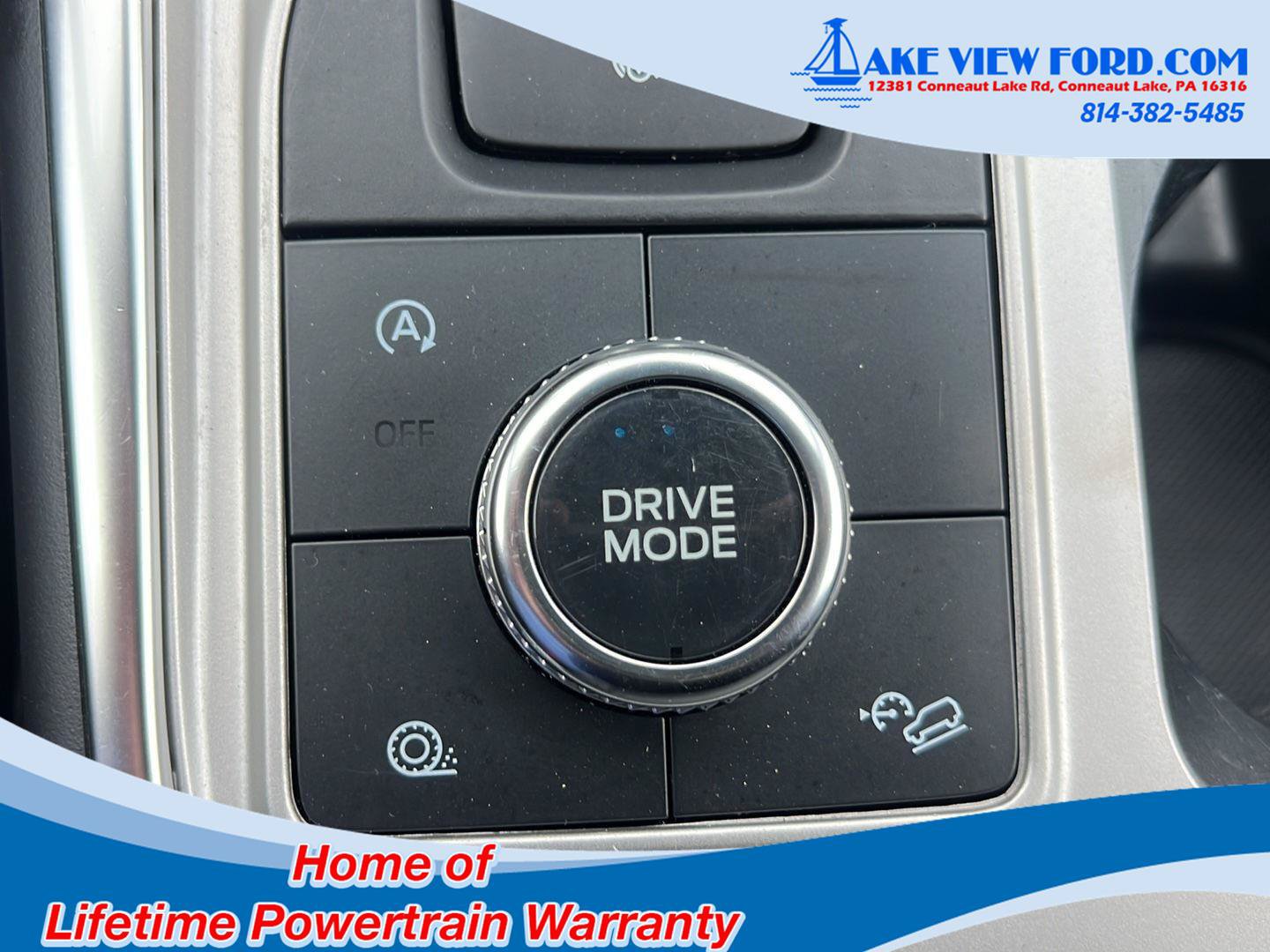 Used 2023 Ford Explorer XLT w/ Equipment Group 202A AWD/4WD image 34
