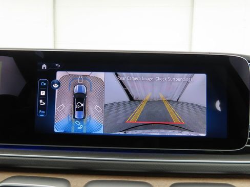 New 2026 Mercedes-Benz GLS 450 4MATIC image 17