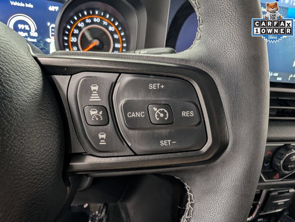 Used 2025 Jeep Gladiator Sport AWD/4WD image 18