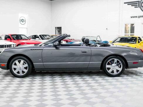Used 2003 Ford Thunderbird RWD image 10