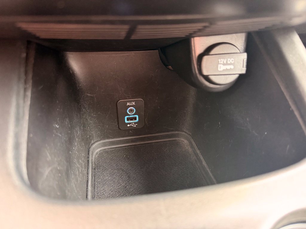 Used 2018 Dodge Journey Crossroad w/ Navigation Group AWD/4WD image 30