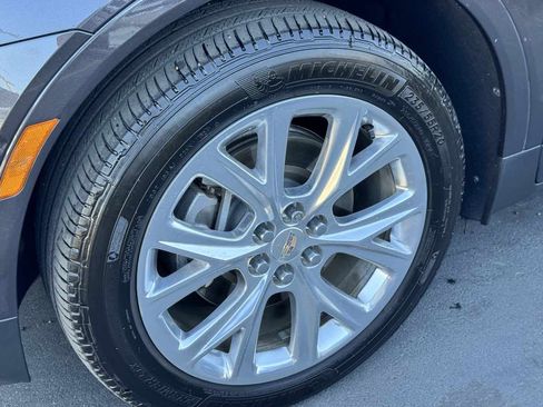 Used 2017 Cadillac XT5 Luxury w/ Driver Awareness Package FWD image 20