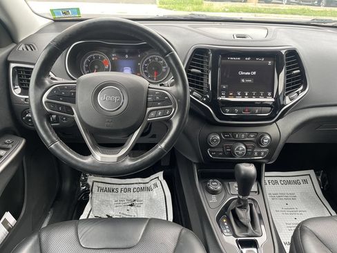 Used 2020 Jeep Cherokee Limited w/ Technology Group AWD/4WD image 27