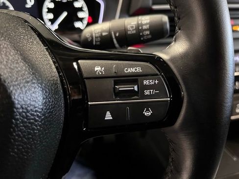 Used 2025 Honda Pilot Touring image 27