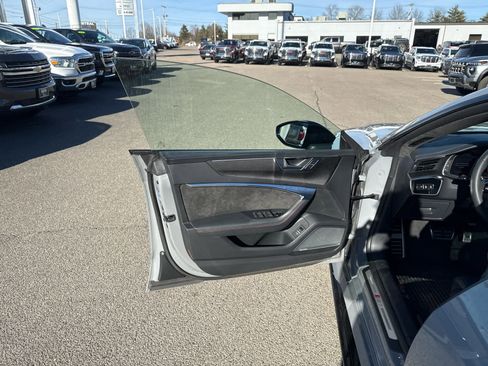 Used 2021 Audi RS 7 Sportback w/ Black Optic Package image 15