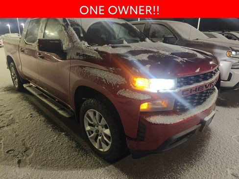 Used 2021 Chevrolet Silverado 1500 Custom w/ LPO, Dark Essentials Package image 3