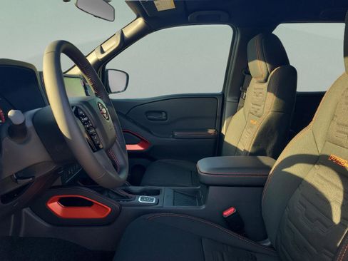 New 2026 Nissan Frontier PRO-4X w/ Pro-4x Convenience Package image 15