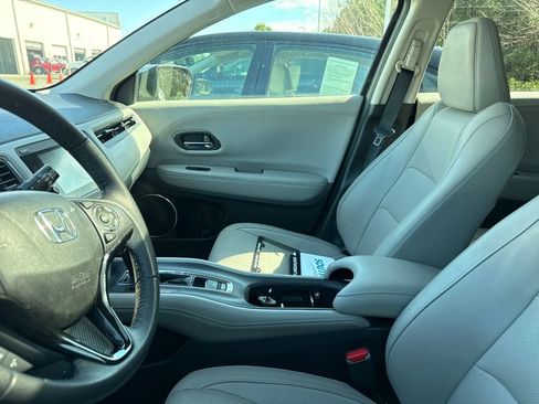 Used 2022 Honda HR-V EX-L image 17