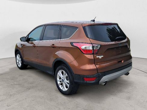 Used 2017 Ford Escape SE FWD image 6